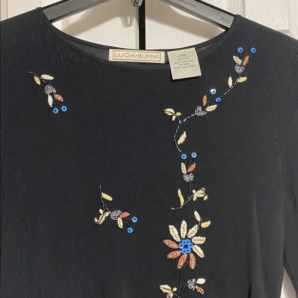 Lucia Burns black foral Embroidered & beaded sequin Top shirt blouse size LARGE - Picture 2 of 10